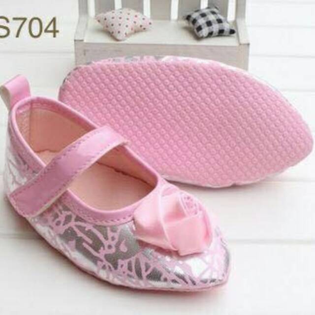 Sepatu Bayi Prewalker S704 silver pink