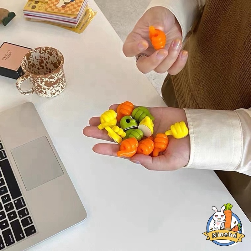 Cover Pelindung Kabel Data / Charger USB Model Gigit Jari