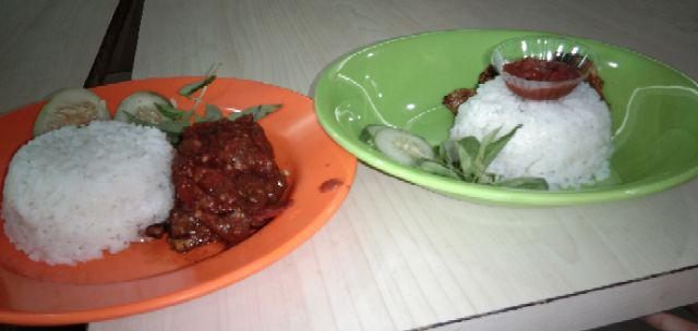 Pengharum Ruangan Wenis