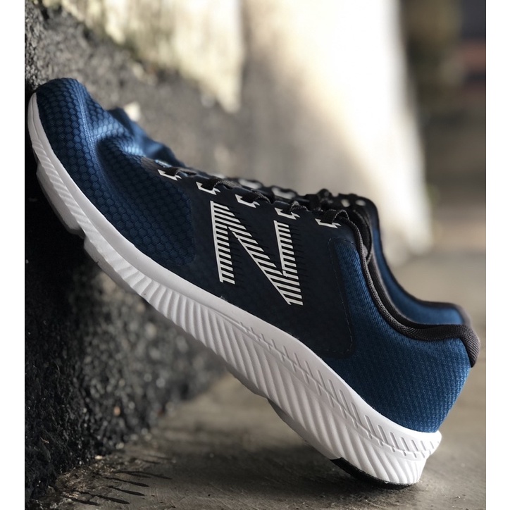 NEW BALANCE RUNNING SEPATU OLAHRAGA LARI SENAM NB ORIGINAL