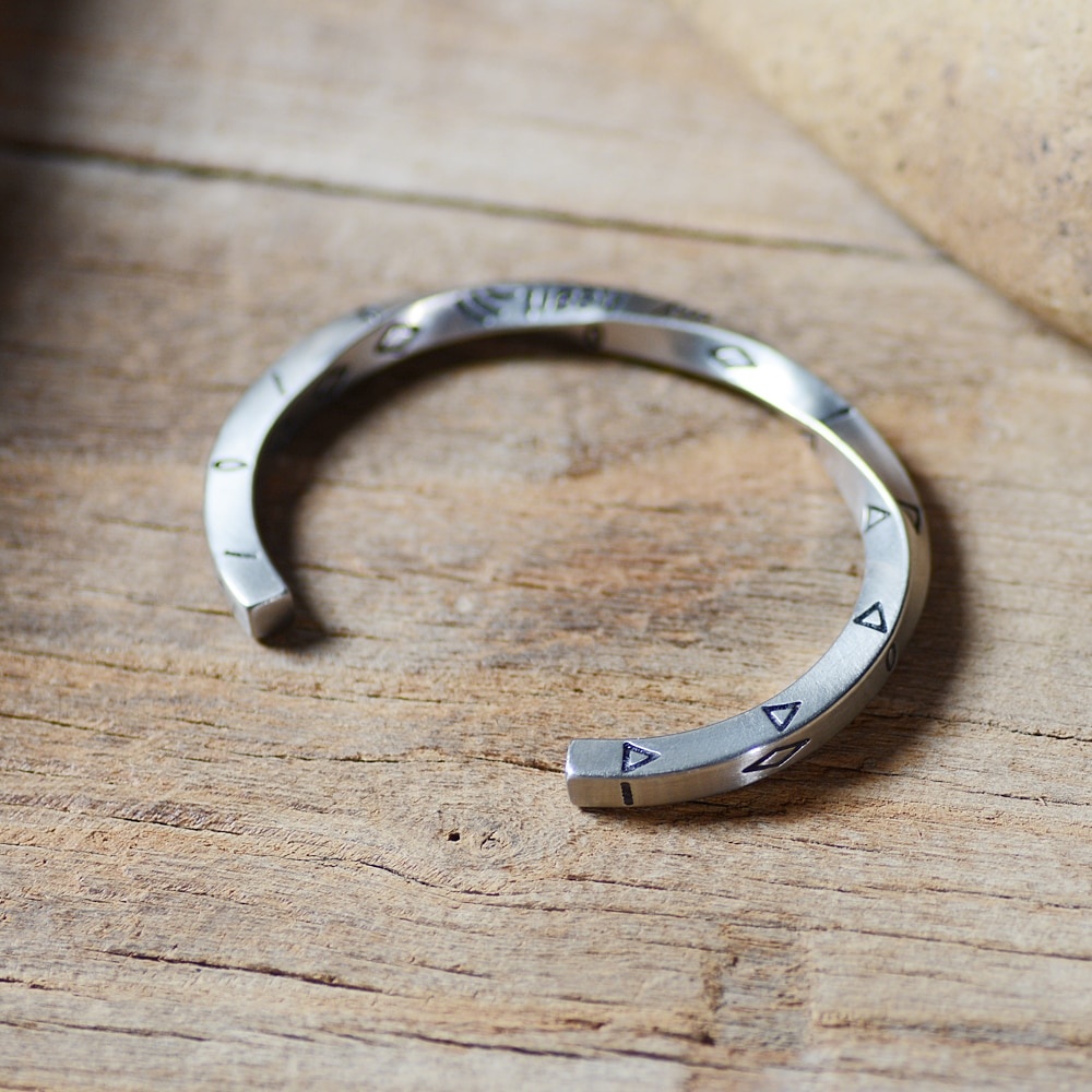 Gelang Bangle Motif &quot; Always In My Heart &quot; Viking War &quot; Bahan Titanium Steel Untuk Pria/Pasangan