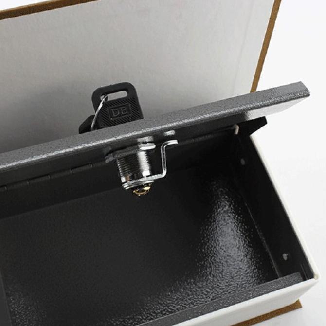 Brankas Mini Model Buku Kamus / Kotak Rahasia / Brankas Buku