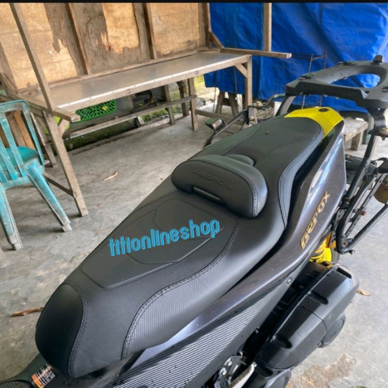 Kulit jok modifikasi custom untuk motor AEROX