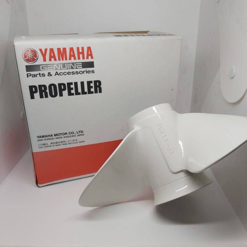 Propeller baling mesin tempel Yamaha 15pk ukuran 11 in. Asli Yamaha