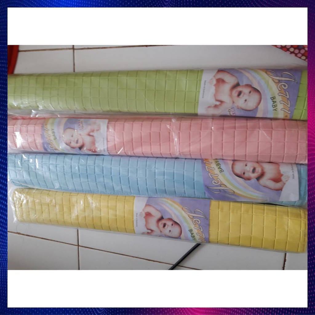 Perlak Bayi Besar Polos