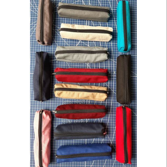 

Tempat pensil serbaguna bahan kanvas
