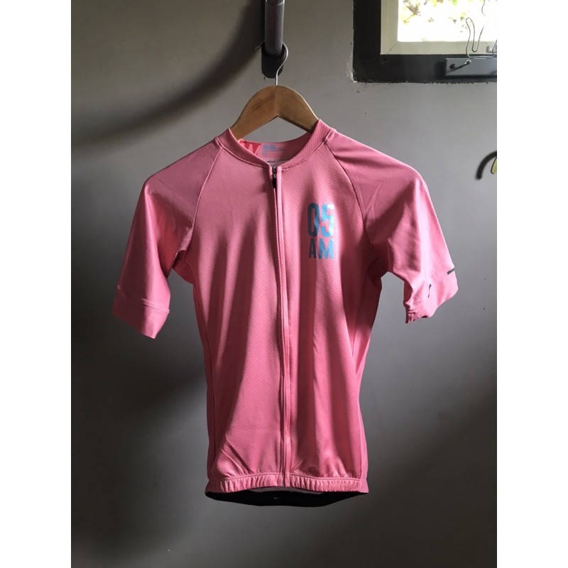 Preloved/ Second Jersey Road Bike SUB Jersey 5 AM Pink Size S