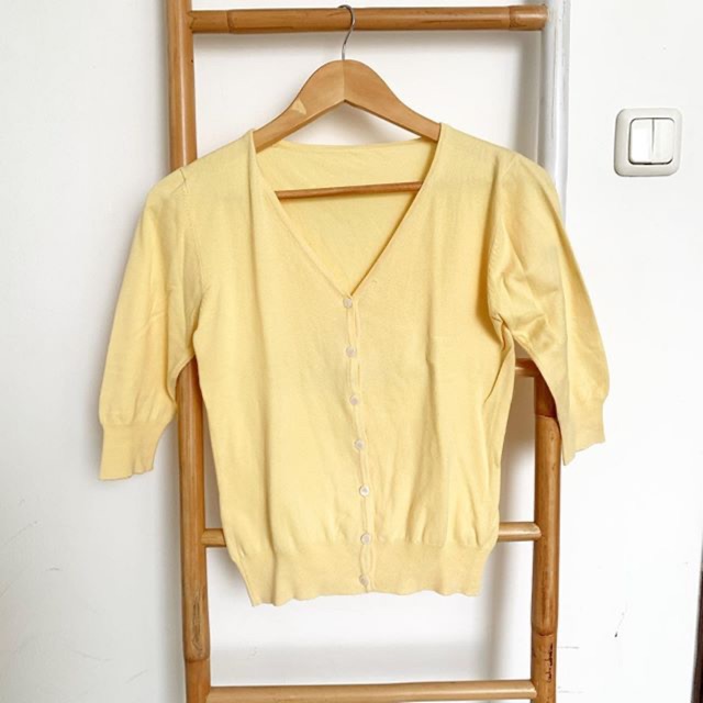 Cardigan kuning