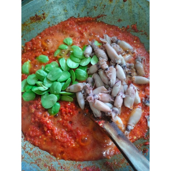 

Sambal Cumi Pete