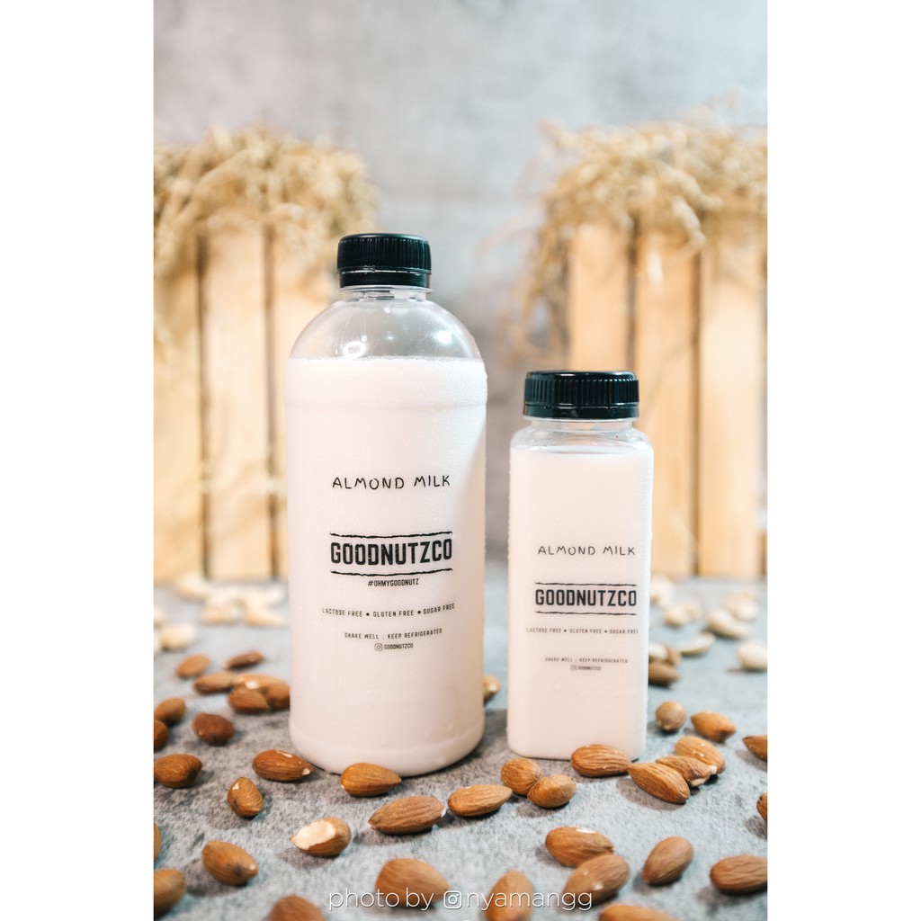 

HOMEMADE ALMOND MILK