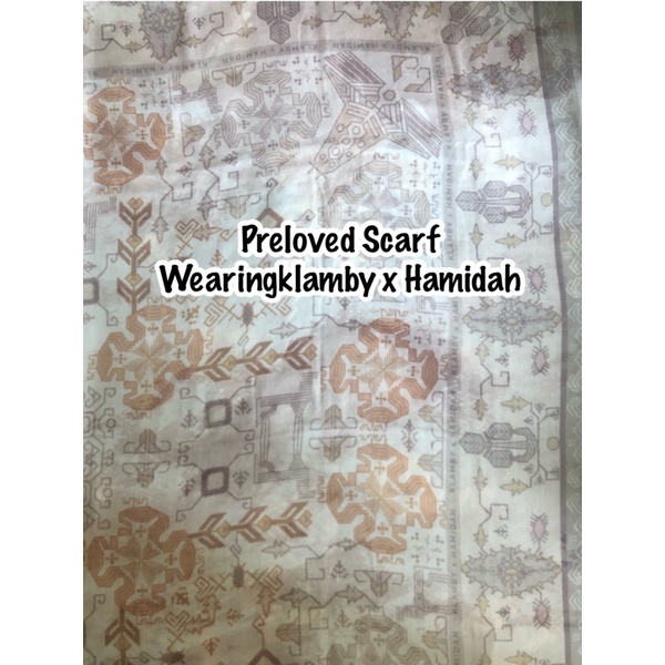 PRELOVED scarf wearing klamby x hamidah