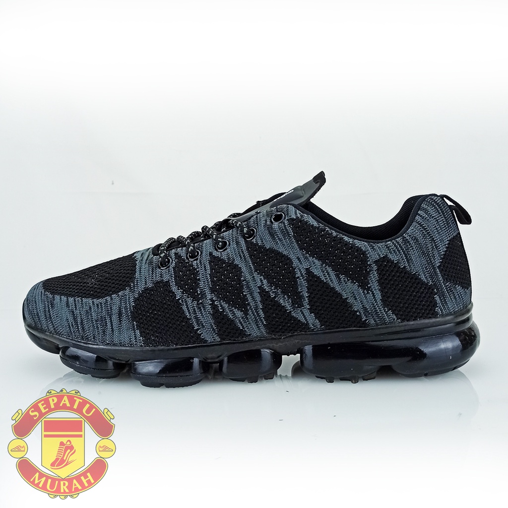 Ardiles Men Max Run Sneakers - Hitam