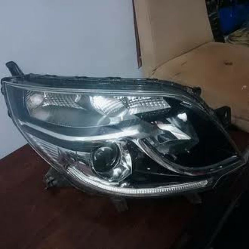 headlamp toyota rush 2016