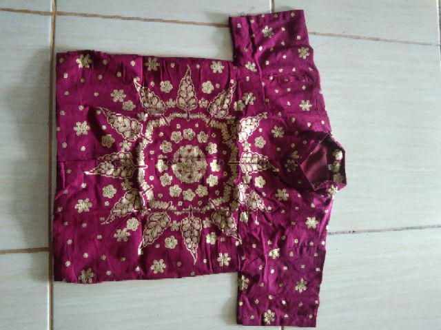 Pasangan Gamis Batik Matahari Merah