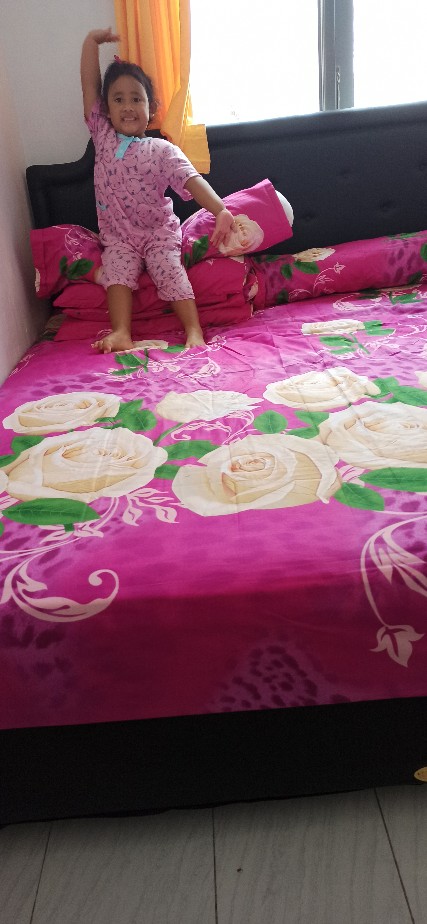 Sprei Bonita 4 Bantal 2 Guling (asli)
