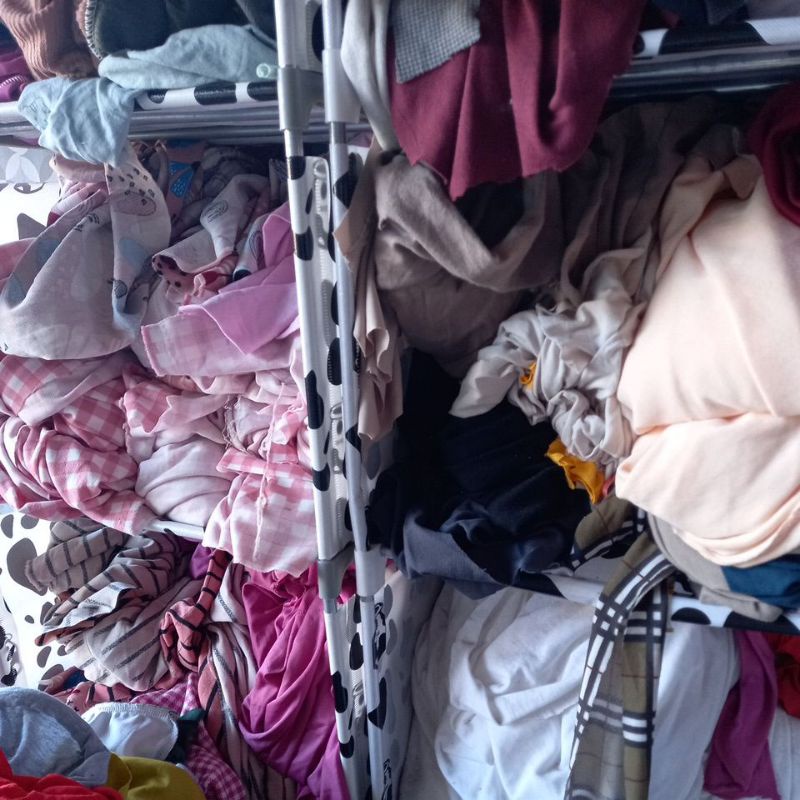 Kain kiloan PERCA sisa potongan bukan meteran atau rollan.