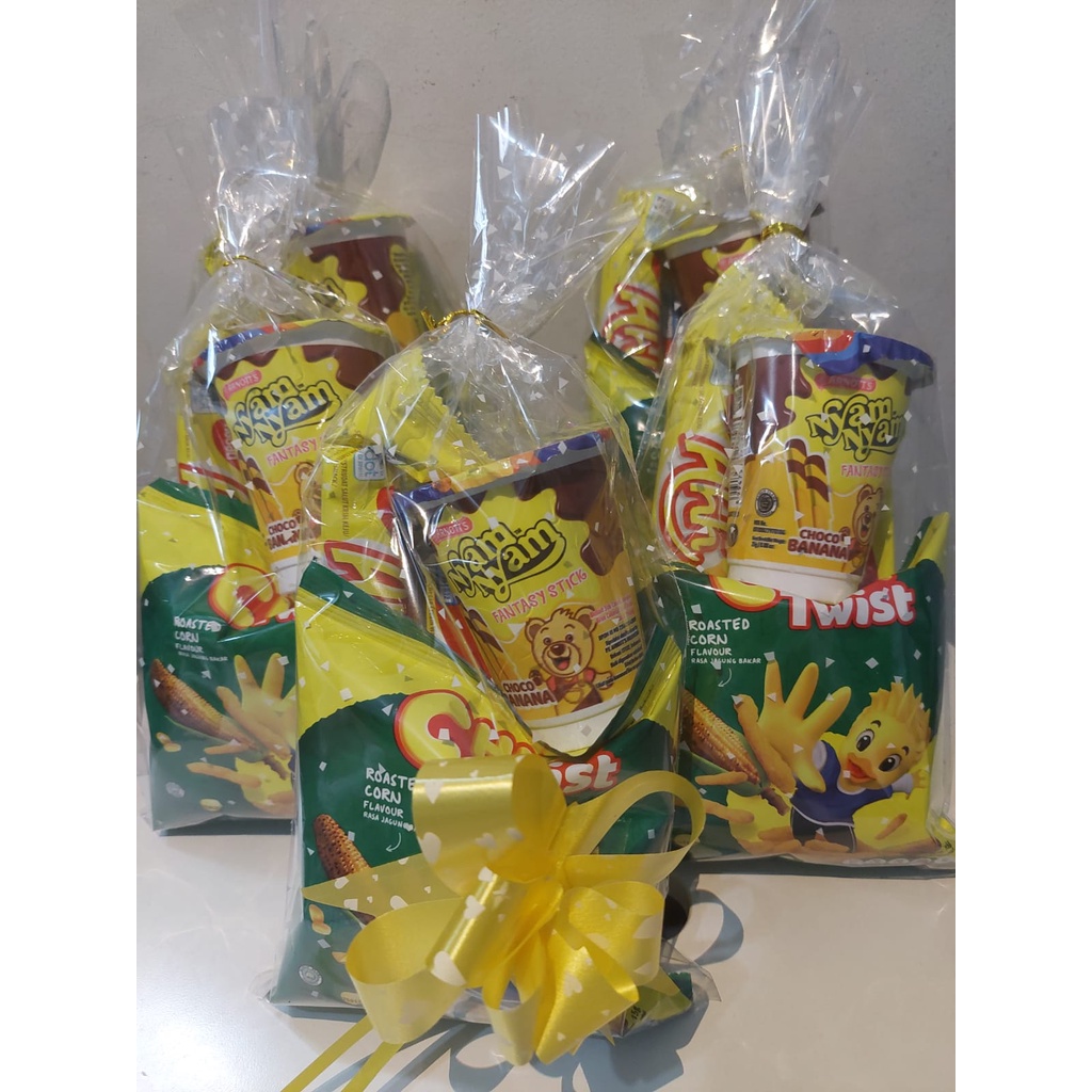 

Hampers Lebaran Anak Tanpa Angpau (isi 4 snack)