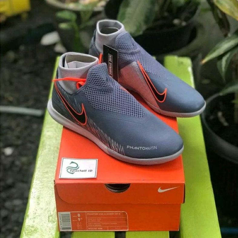 Sepatu Futsal Nike Phantom VSN Academy IC