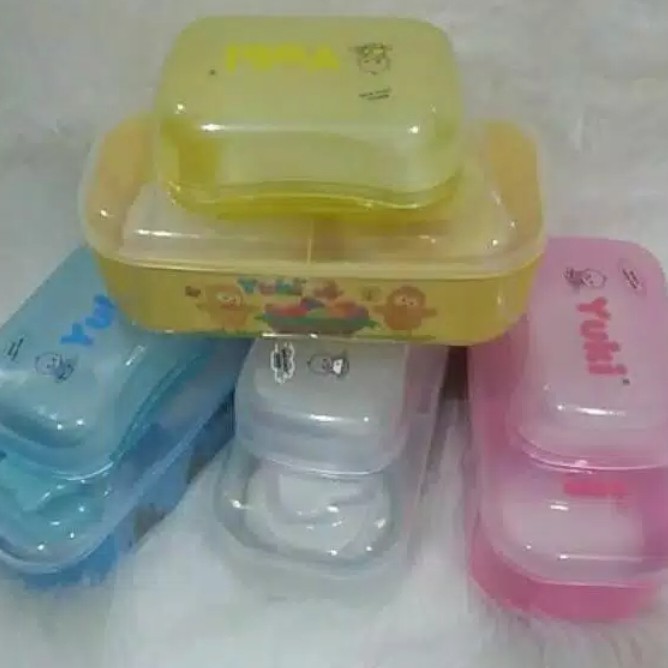 YUKI Tempat Bedak Plus Tempat Sabun Mandi Bayi SNI