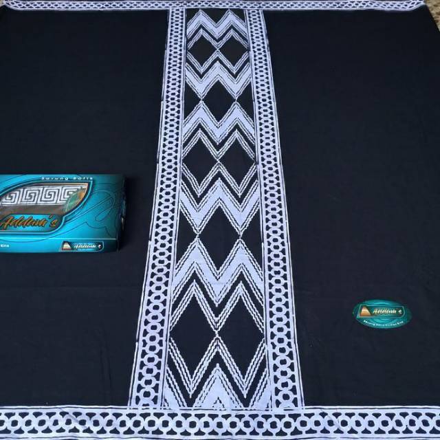 Sarung batik Addams