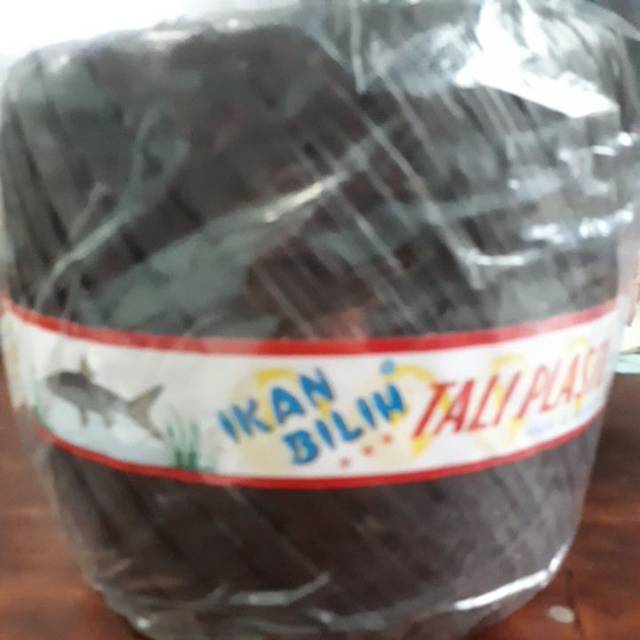 

Tali plastik hitam