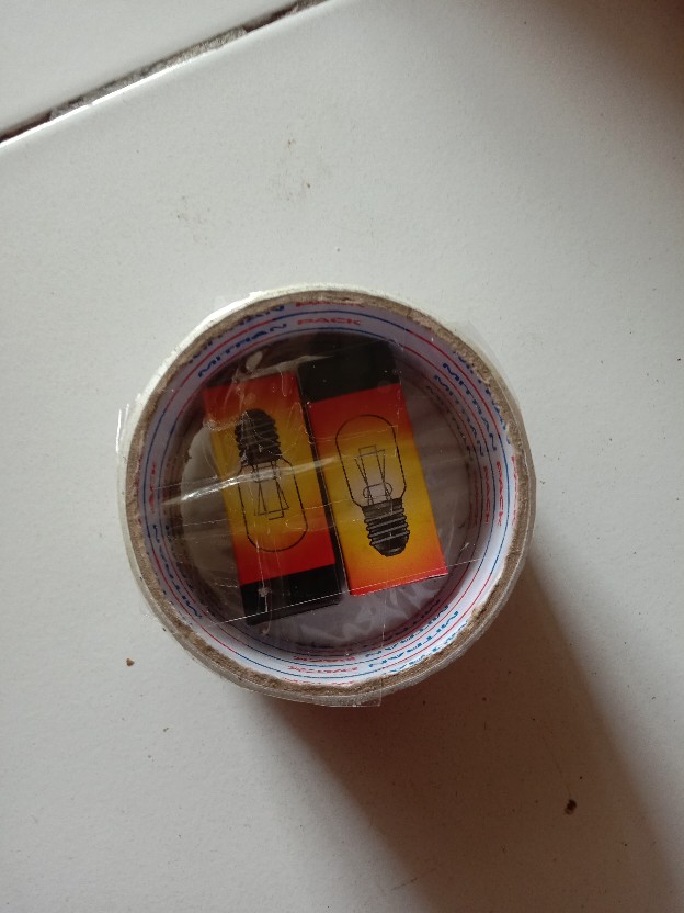 Lampu Kulkas E12 Kuning 220volt