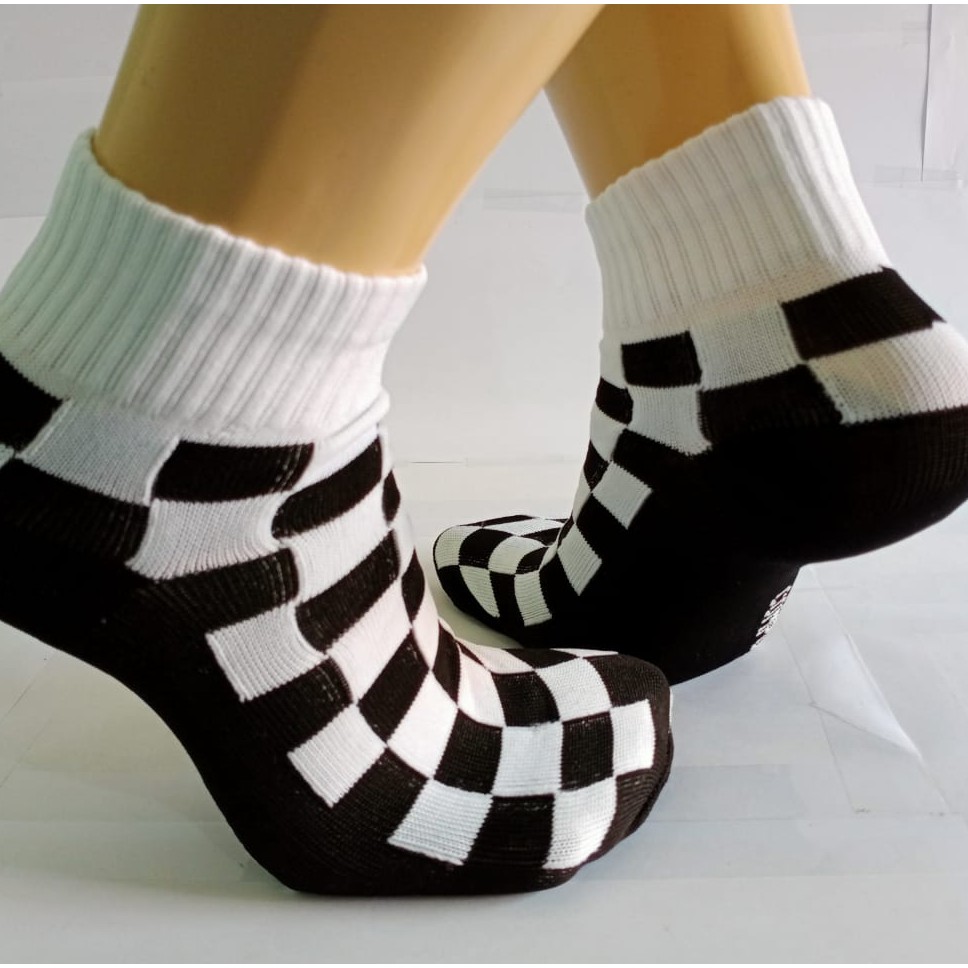 Kaos Kaki Semata kaki Motif Catur/Kaos Kaki Olah Raga