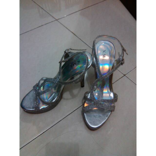 Sepatu xml