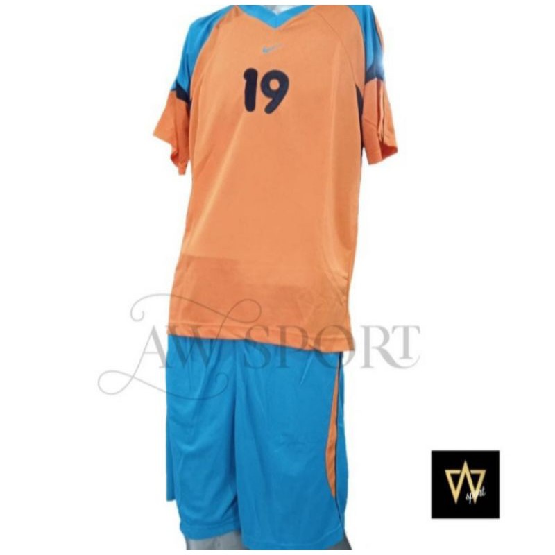 Setelan Kaos Team Sepak Bola isi 18 / Jersey Tim Sepak Bola / Futsal
