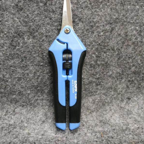 

❃ Gunting Stainless Multifungsi Sanfix N-36 ✬
