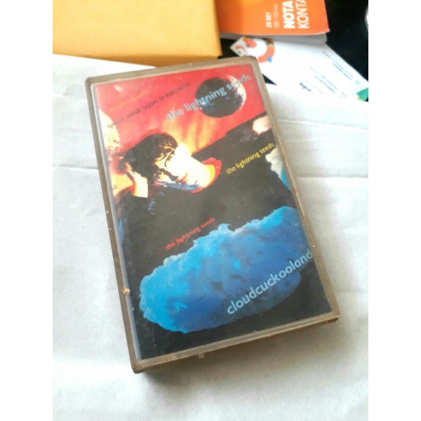 Kaset Pita Lightning Seeds Album Cloudcuckooland