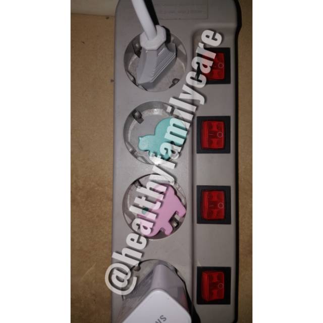 tutup stop kontak pelindung colokan listrik penutup colokan listrik