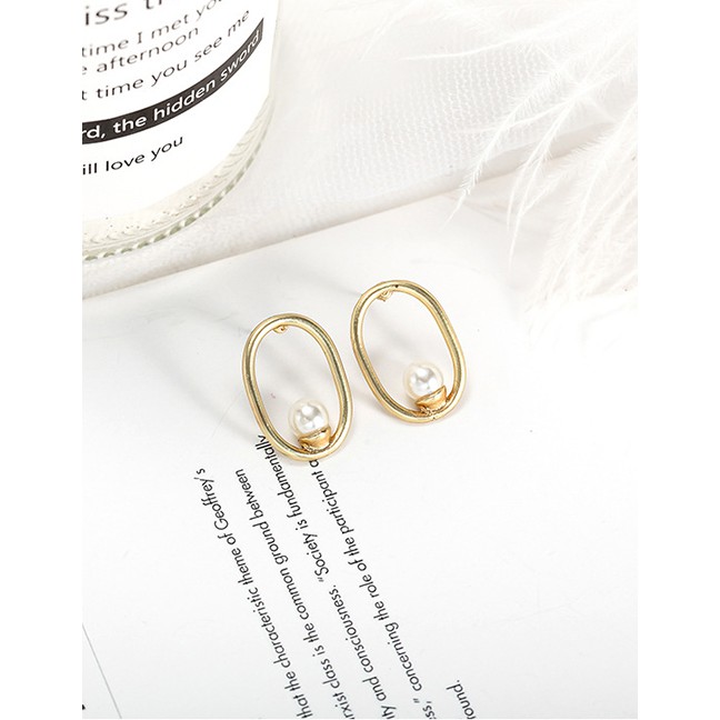 LRC Anting Tusuk Fashion Metal Pearl Multi-deformation Earrings F67906