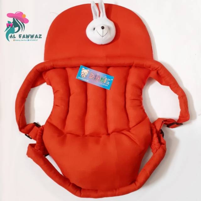 Gendongan bayi depan boneka