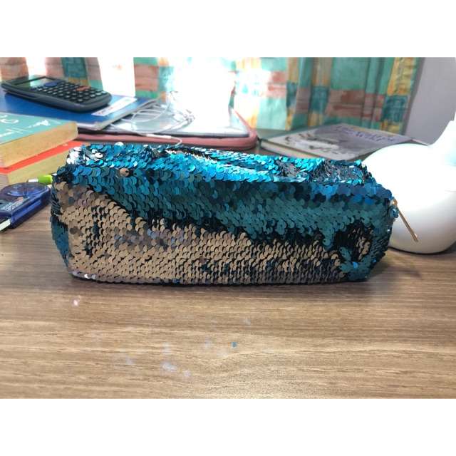 

Kotak pensil double sequin