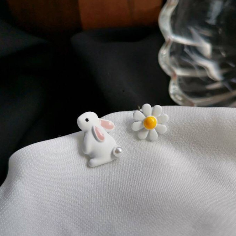 Anting Wanita Korea Bunga-bunga/ Korean Flowers Shape Earrings-Kelinci Bunga