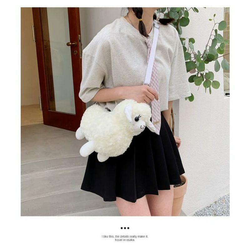 Soun the seep Tas SLempang bulu bulu import Tas boneka lucu