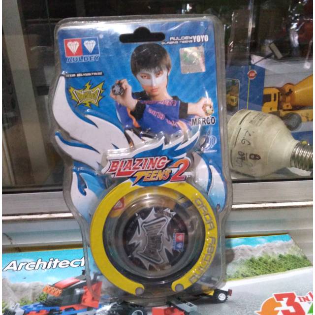 Yoyo blazing teens 2 winn breaker | Shopee Indonesia