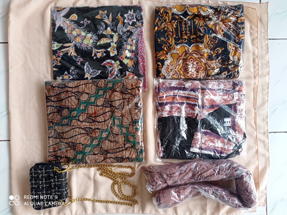Atasan Batik Dolby Dolbi Dobby Doby Tenun Sutra Tulis Halus Katun Atbm Baron ,sarombit Atasan