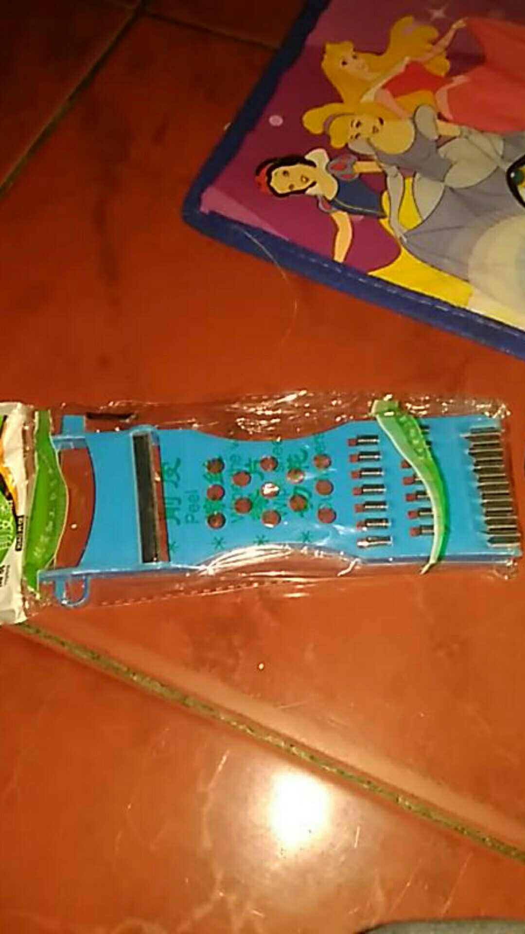 Alat Parutan Buah Dan Sayuran Multifungsi Peeler Serbaguna