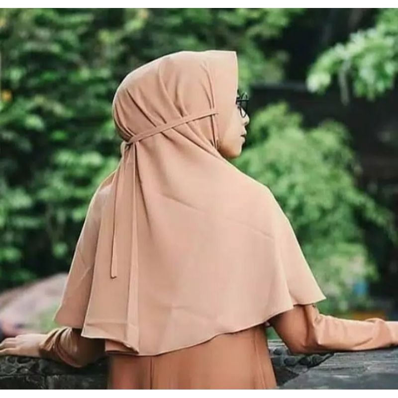 HIJAB BERGO MARYAM TALI MOSCREPE(PAD) M