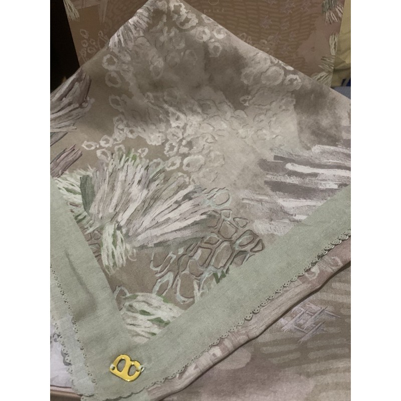 les amities seri 1 buttonscarves preloved