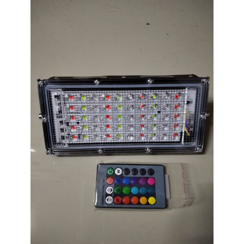 Lampu Sorot RGB