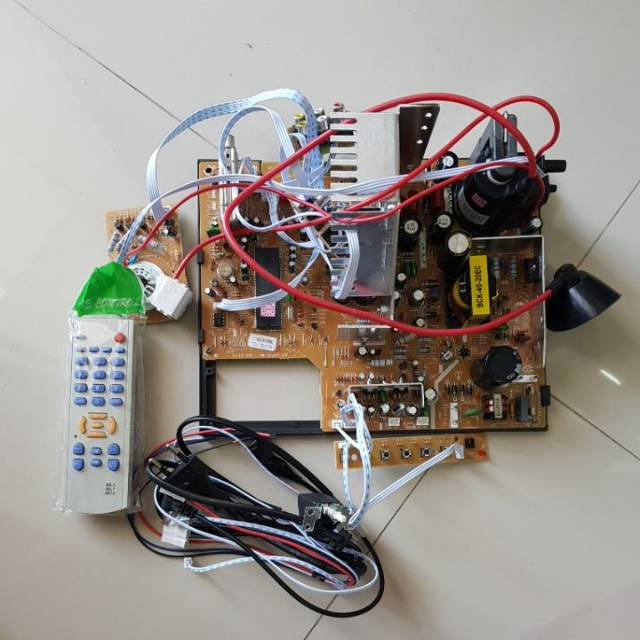 mesin tv china cina Wcom slim 21 inch 21" Wcom