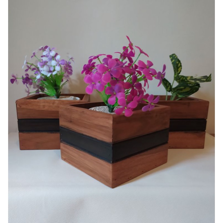 Pot Kayu, Pot Kotak,  Pot Katus Pot Sekulen