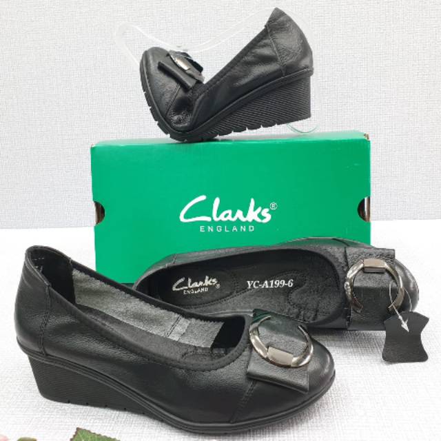 *Clarks YC-A199-6 Logo Wedge 5cm*