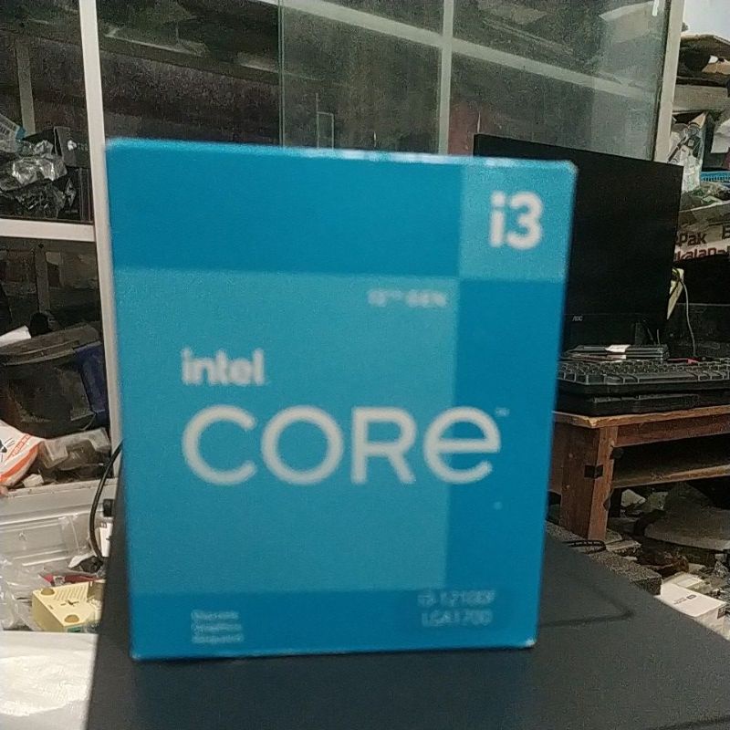 Core i3 12100F