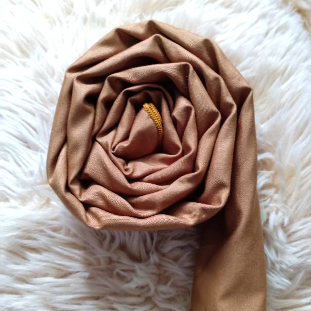 MUSTARD | Square hijab