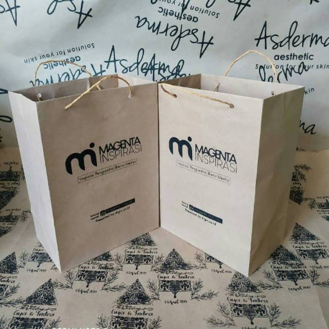 

Custom Paper Bag Sablon 15x9x20cm