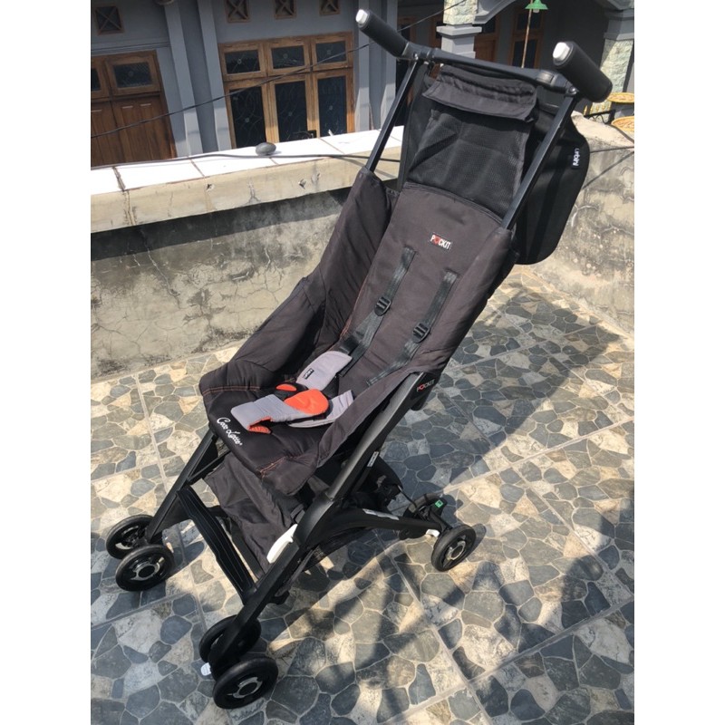 Preloved Stroller Cocolatte Pockit CL 839